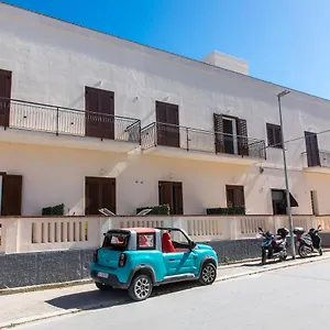 La Farfalla , Favignana Italia