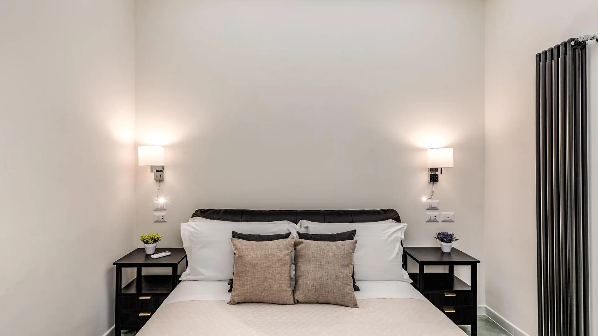 Adriana 5 Luxury Rooms Rome Guest house