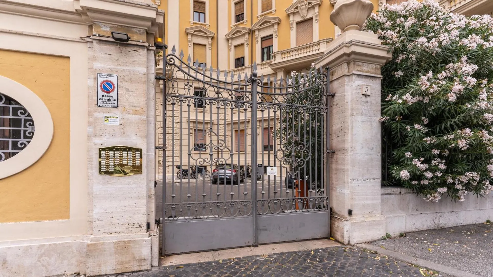 Pensión Adriana 5 Luxury Rooms Roma